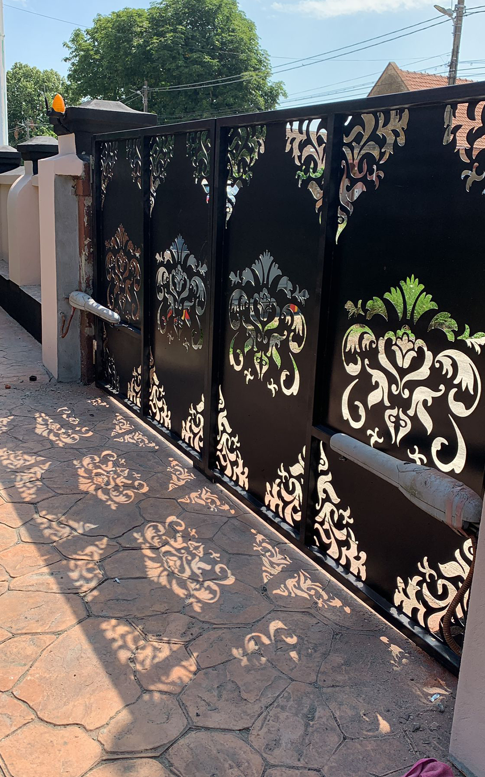 Lucrare Poarta din Metal